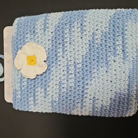 Blue Crochet E-Reader Sleeve - Picture 4 of 5